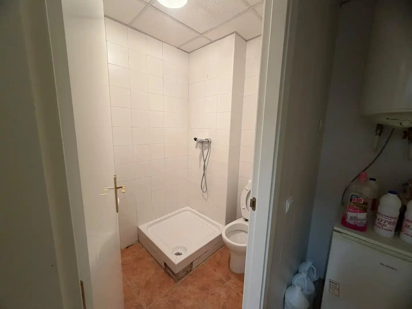Bathroom of Industrial buildings for rent in La Poveda