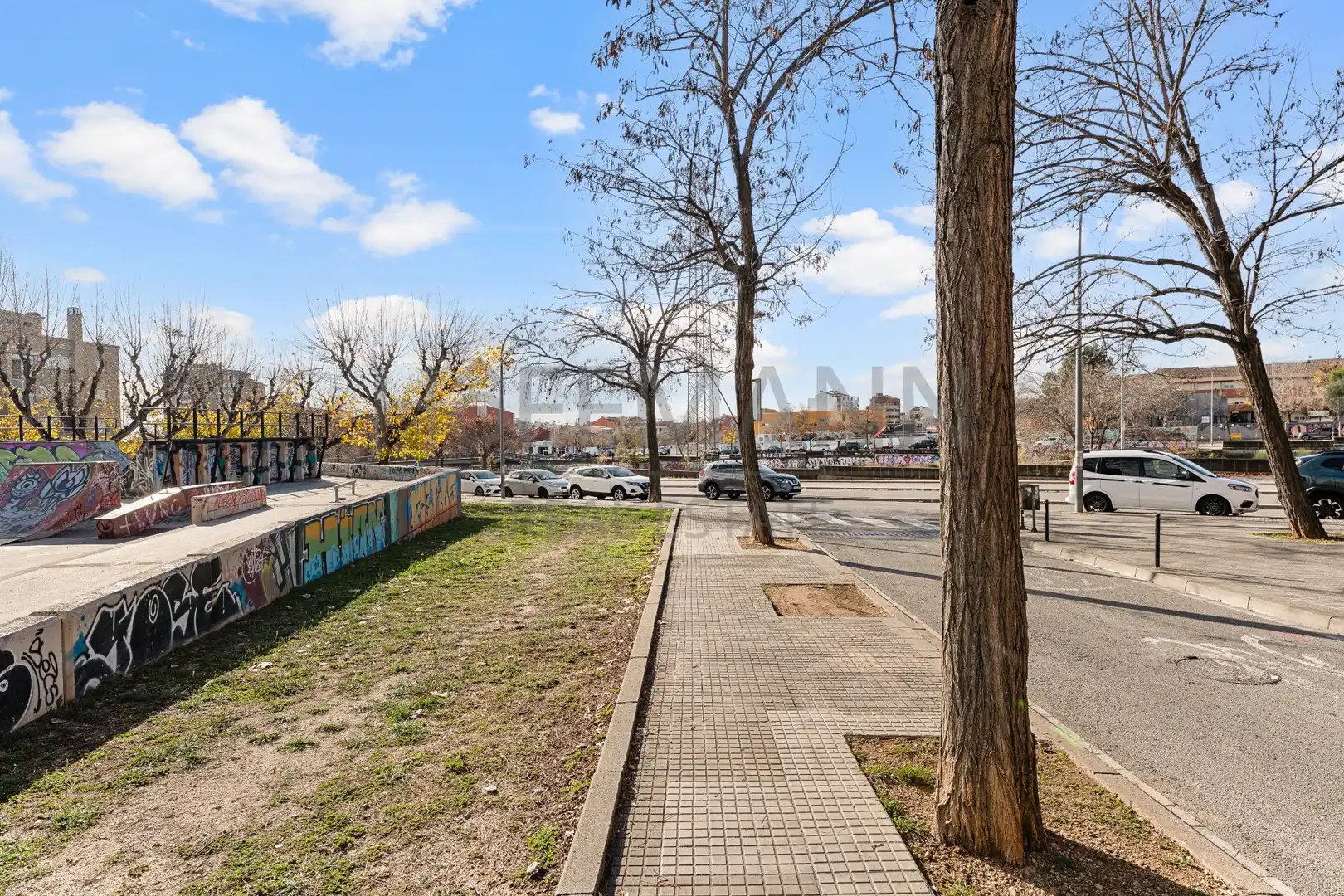 Exterior view of Flat for sale in Terrassa  with Air Conditioner, Heating and Furnished