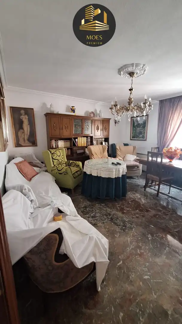 Sala de estar de Piso en venta en Jaén con Aire acondicionado, Calefacción y Balcón