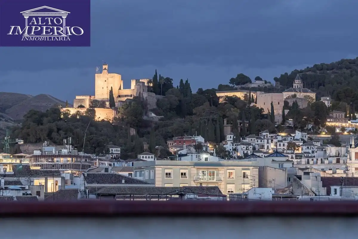 Dúplex amb terrassa en venda a Ronda, imagen 2