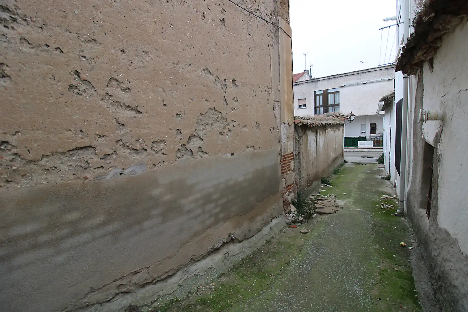 Vista exterior de Casa adosada en venda en Talamanca de Jarama amb Jardí privat, Parquet i Traster