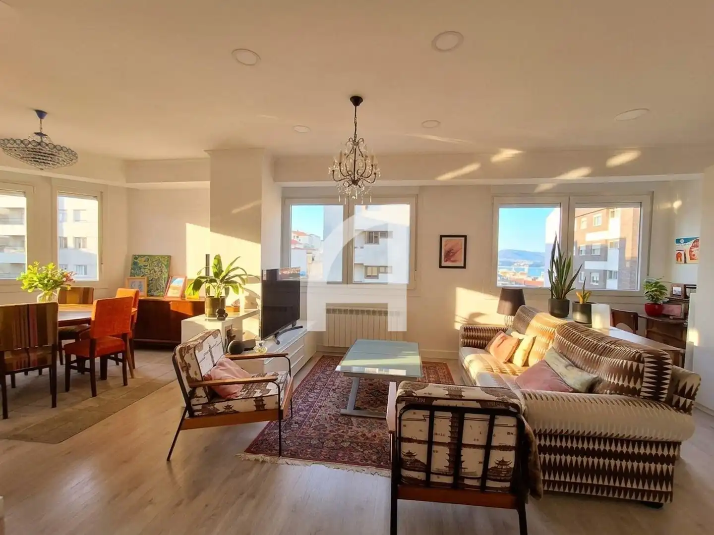 Living room of Flat for sale in Vigo   with Heating and Furnished
