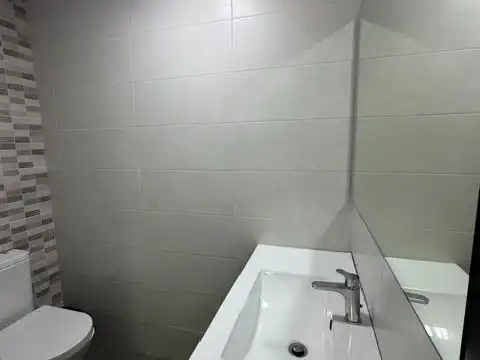 Badezimmer von Wohnung zur Miete in Centre
