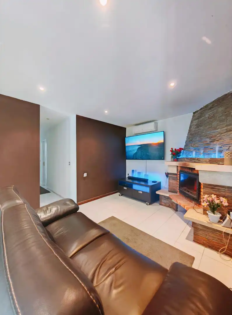 Living room of Houses for sale in Chiclana de la Frontera  with Air Conditioner, Swimming Pool and Furnished