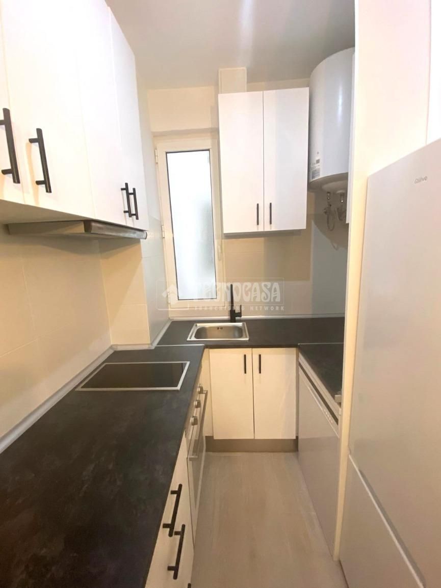 Kitchen of Flat to rent in  Madrid Capital