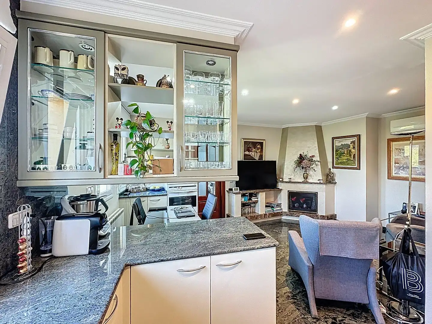 Kitchen of Buildings for sale in Salt