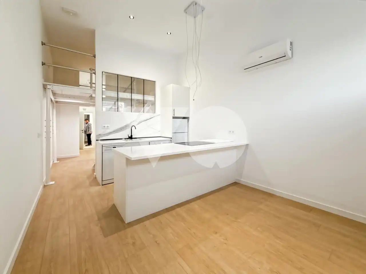 Oficina de alquiler en De Tenerife, Praderón