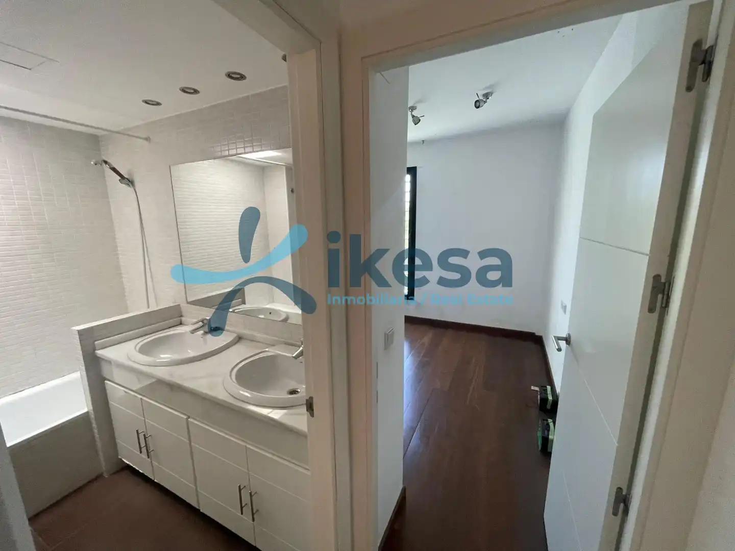 Casa o xalet en venda en Espartinas amb Jardí privat, Piscina i Piscina comunitària