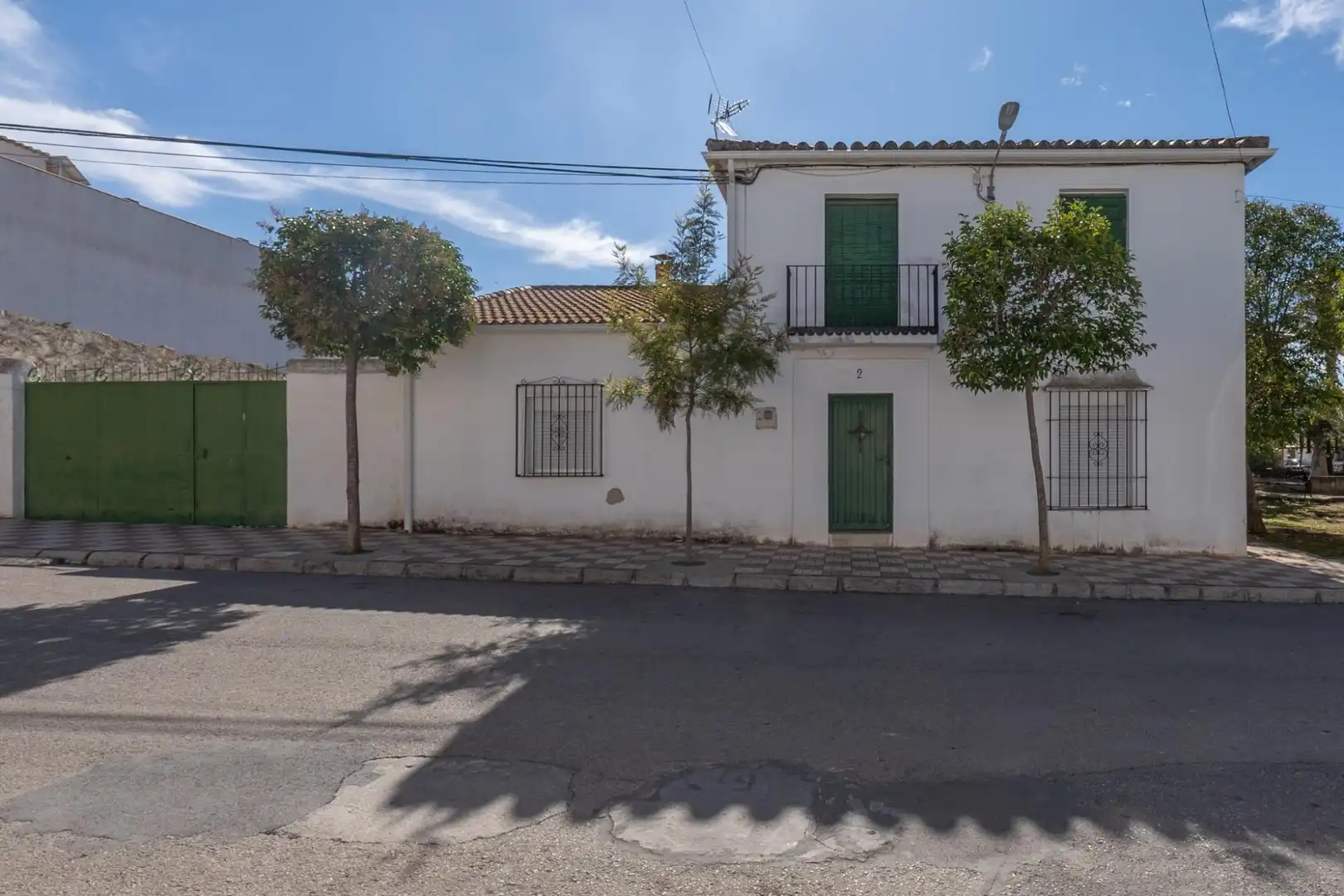 Vista exterior de Casa o chalet en venta en Albolote con Terraza y Balcón