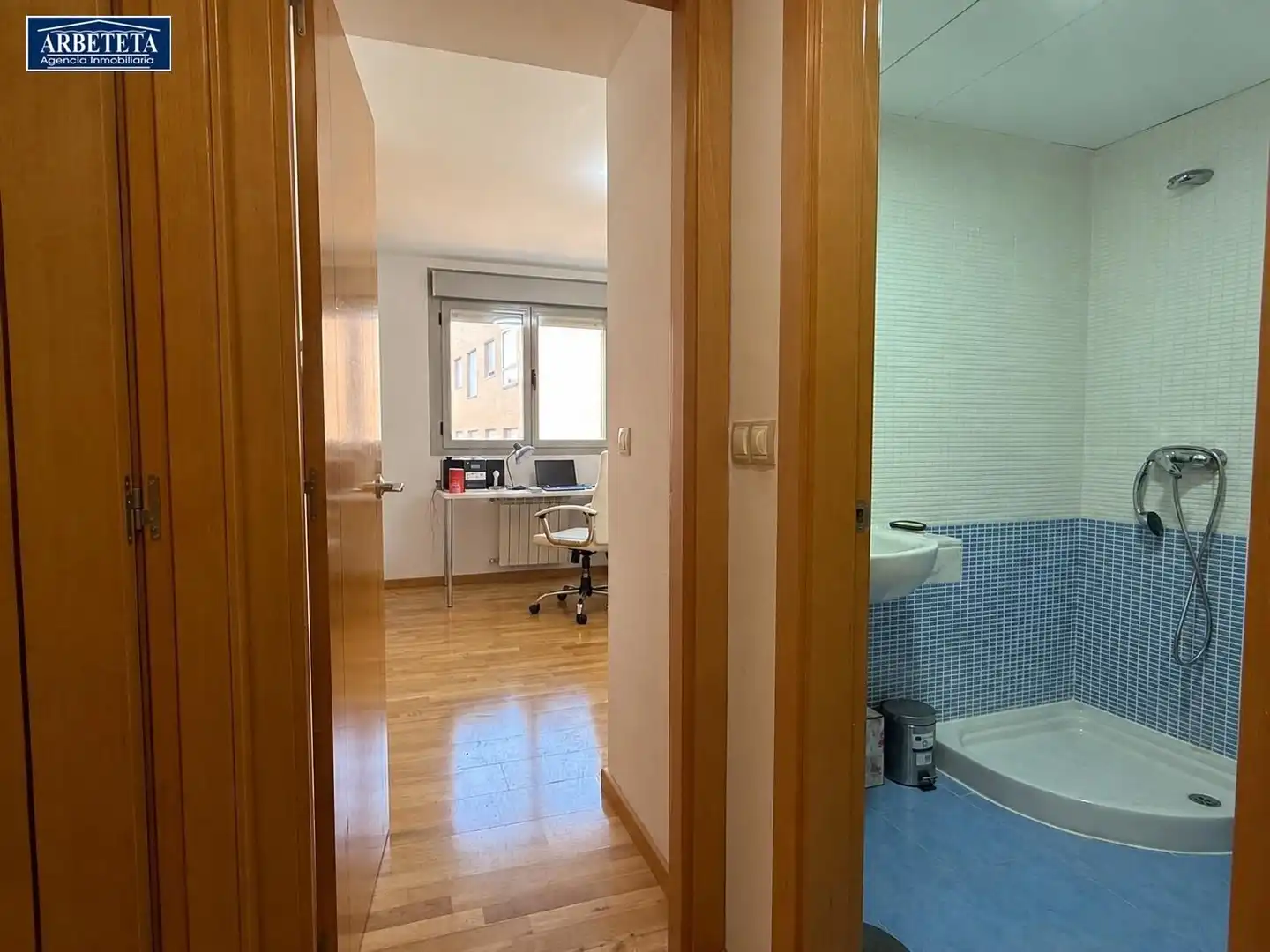 Wohnung zum Verkauf in Yebes mit Heizung, Terrasse und Abstellraum