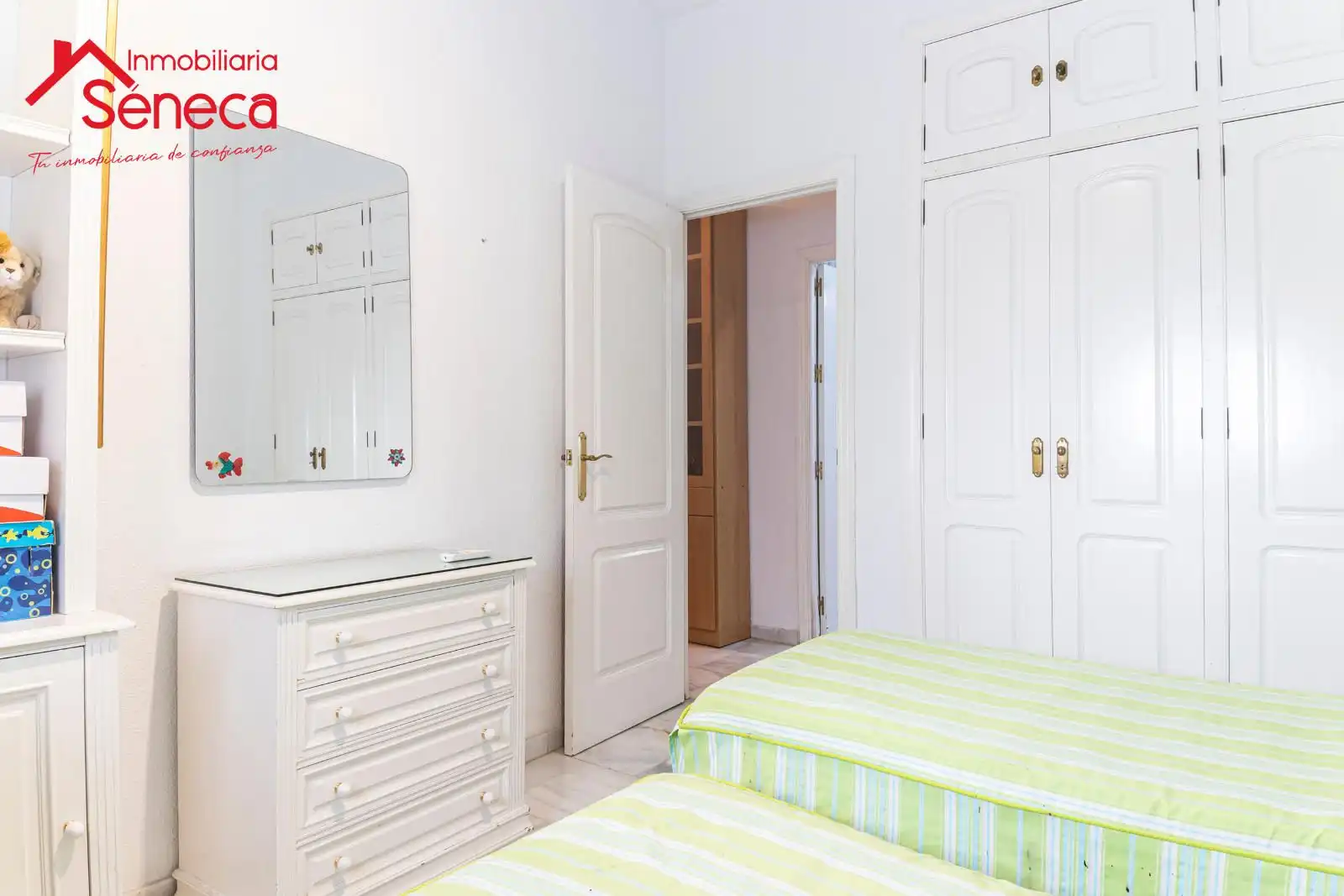 Bedroom of Flat for sale in Córdoba  with Air Conditioner, Heating and Terrace