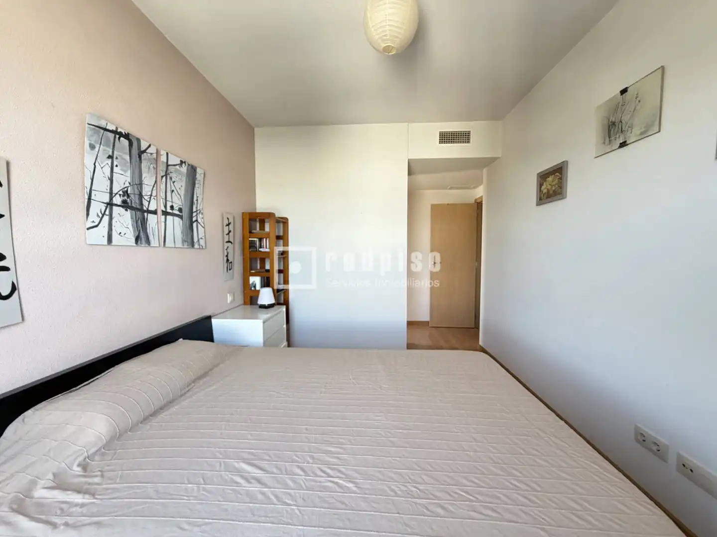 Habitación de Piso de alquiler en Las Rozas de Madrid con Jardín privado, Terraza y Trastero