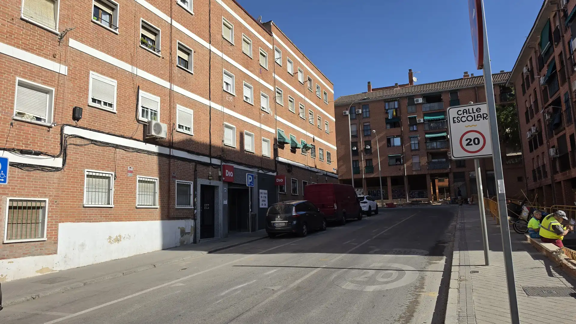Vista exterior de Pis en venda en Madrid amb Calefacció