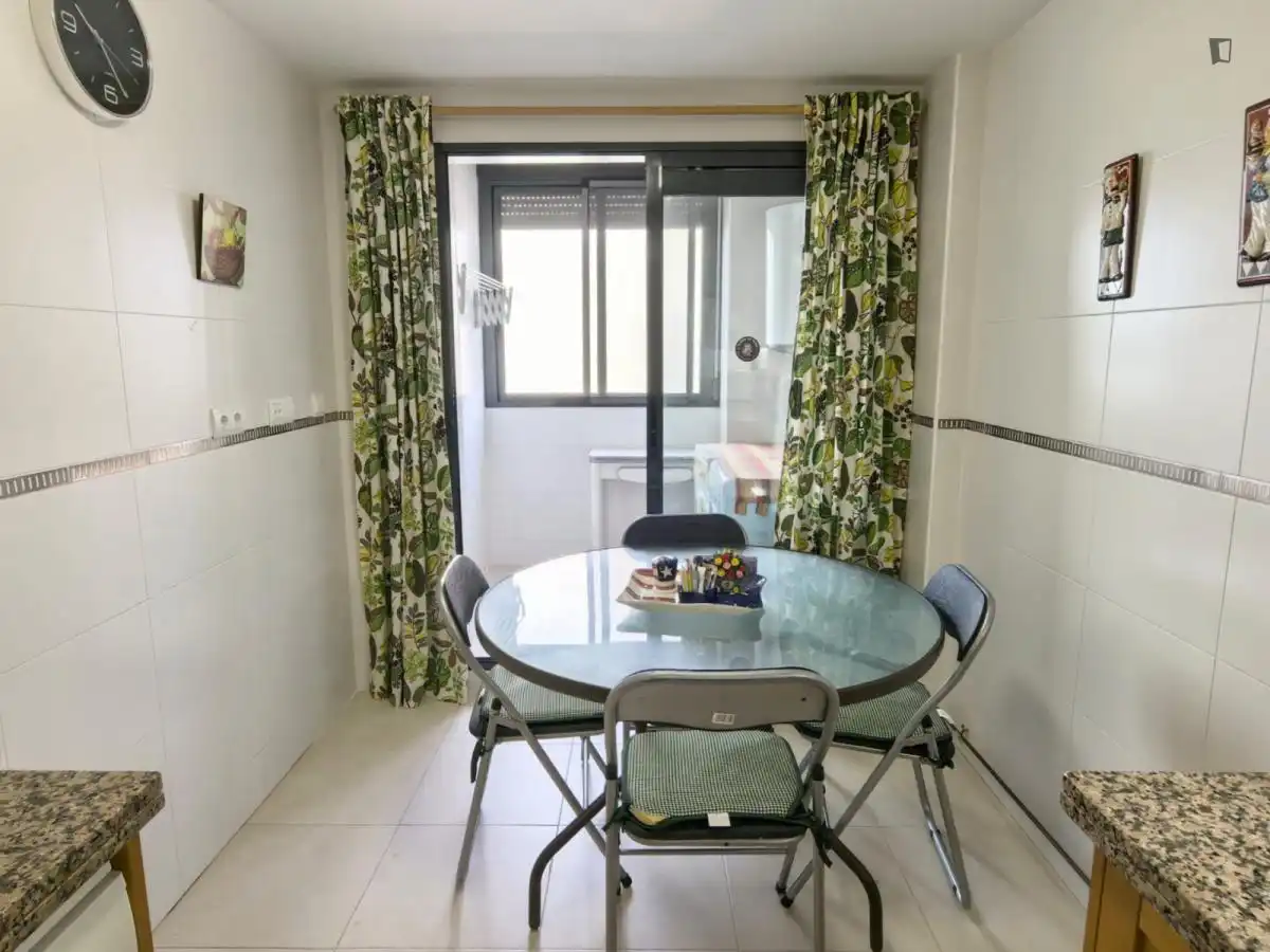 Room in Alicante / Alacant, Alicante