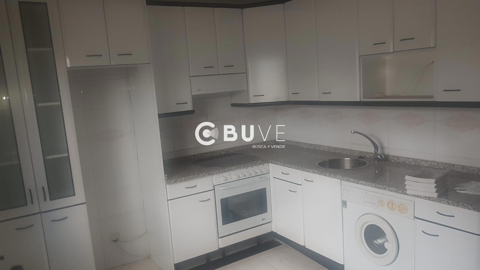 Kitchen of Flat for sale in Zamora Capital   with Heating, Terrace and Storage room