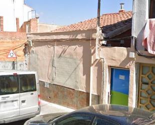 Vista exterior de Casa adosada en venda en Sabadell