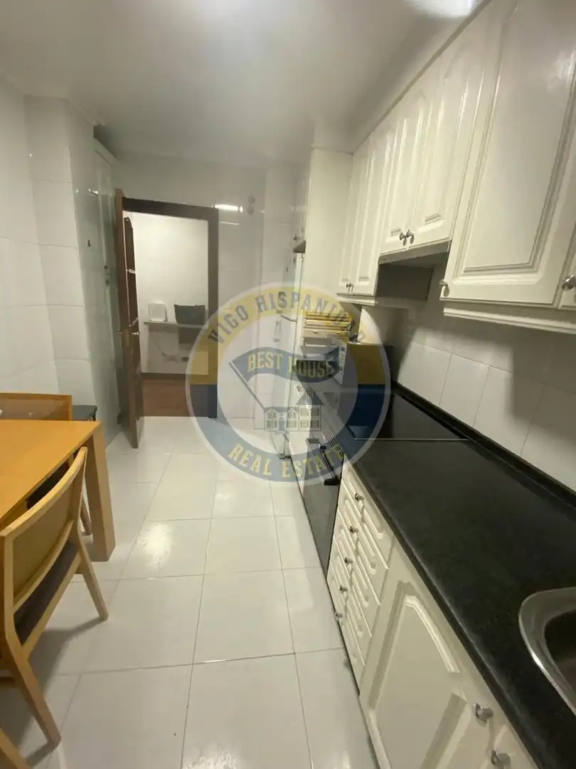 Kitchen of Flat for rent in Vigo   with Heating, Parquet flooring and Furnished