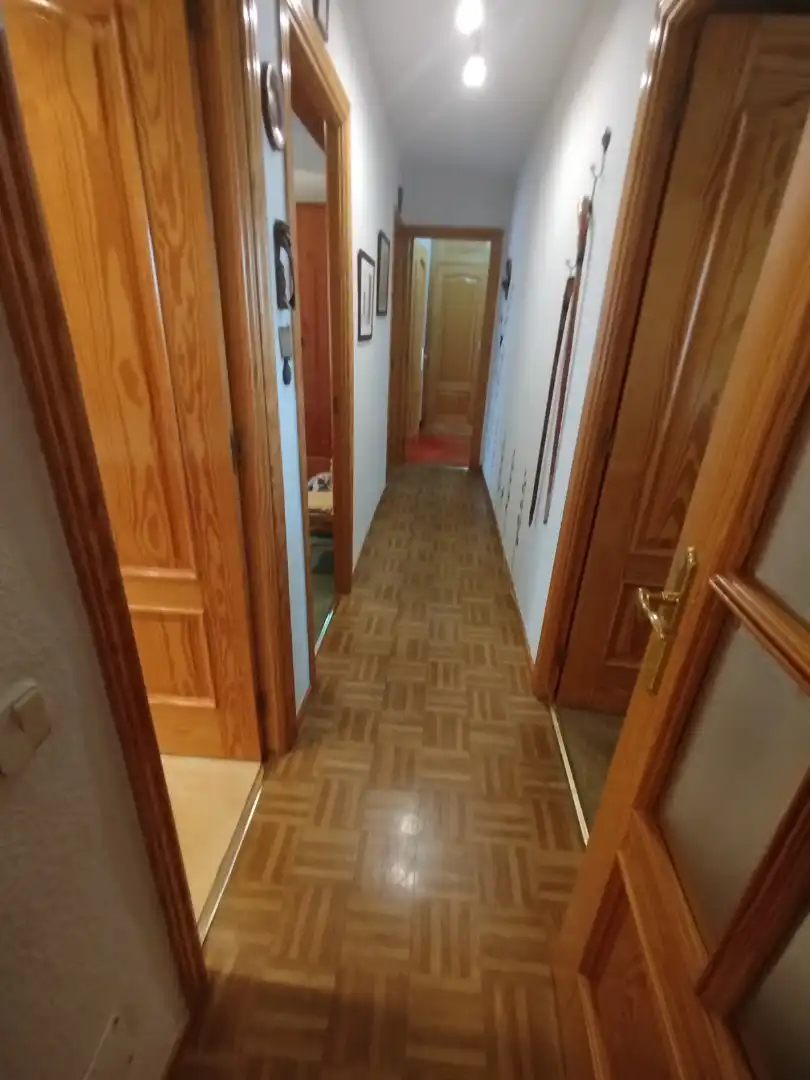 Wohnung zum Verkauf in Móstoles mit Klimaanlage, Heizung und Privatgarten