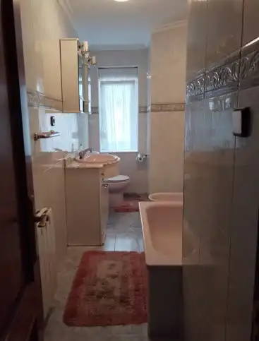 Baño de Piso en venta en Gijón  con Calefacción, Jardín privado y Amueblado