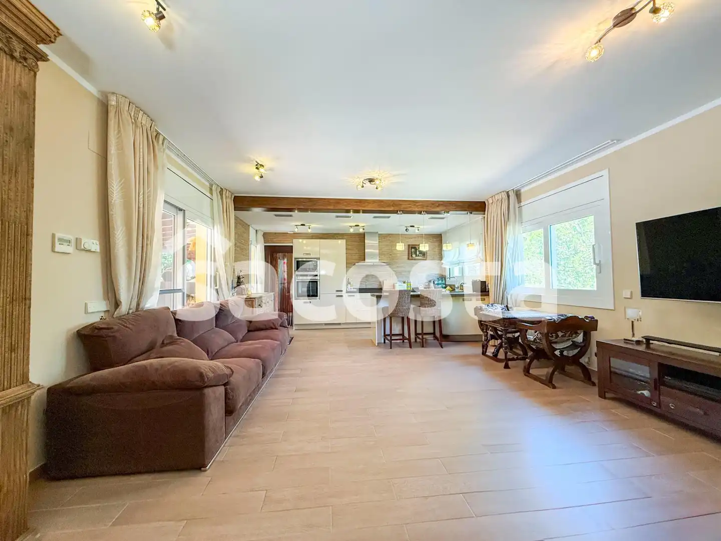 Sala d'estar de Casa o xalet en venda en Lloret de Mar amb Aire condicionat, Jardí privat i Parquet