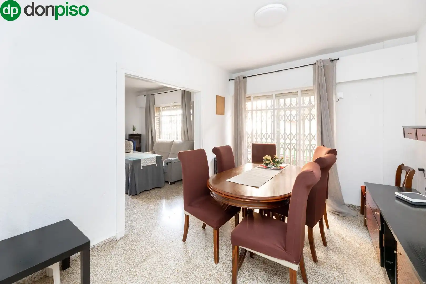 Piso con terraza en venta en Calle TRIANA BAJA