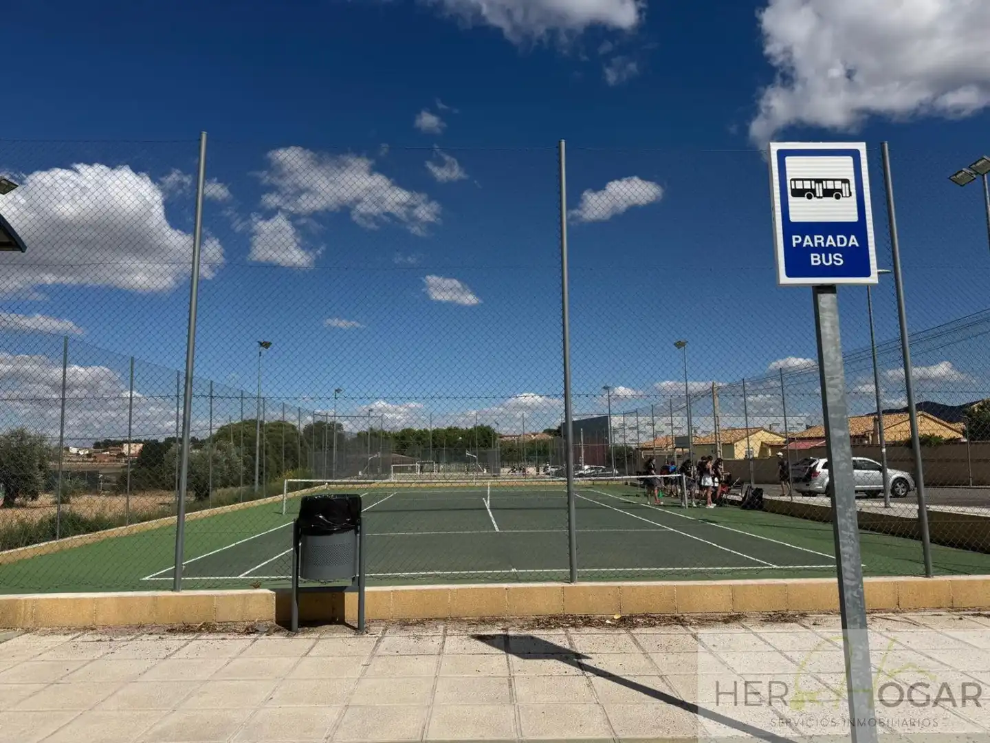 Vista exterior de Casa o chalet en venta en Burguillos de Toledo con Aire acondicionado, Calefacción y Jardín privado