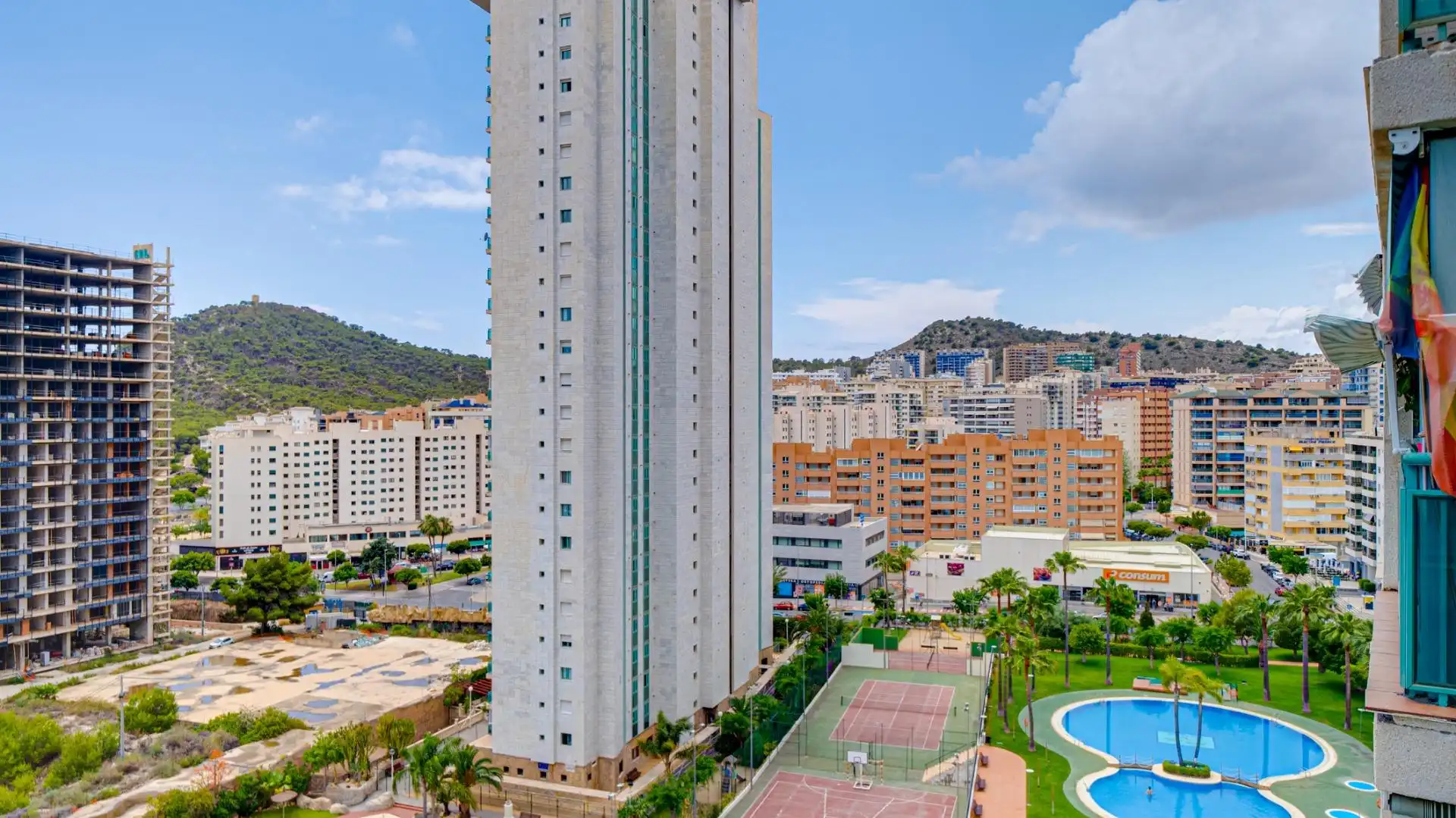 Vista exterior de Apartament de lloguer en Villajoyosa / La Vila Joiosa amb Aire condicionat, Jardí privat i Terrassa