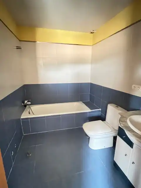 Baño de Casa o chalet en venta en Corcos con Calefacción, Jardín privado y Terraza