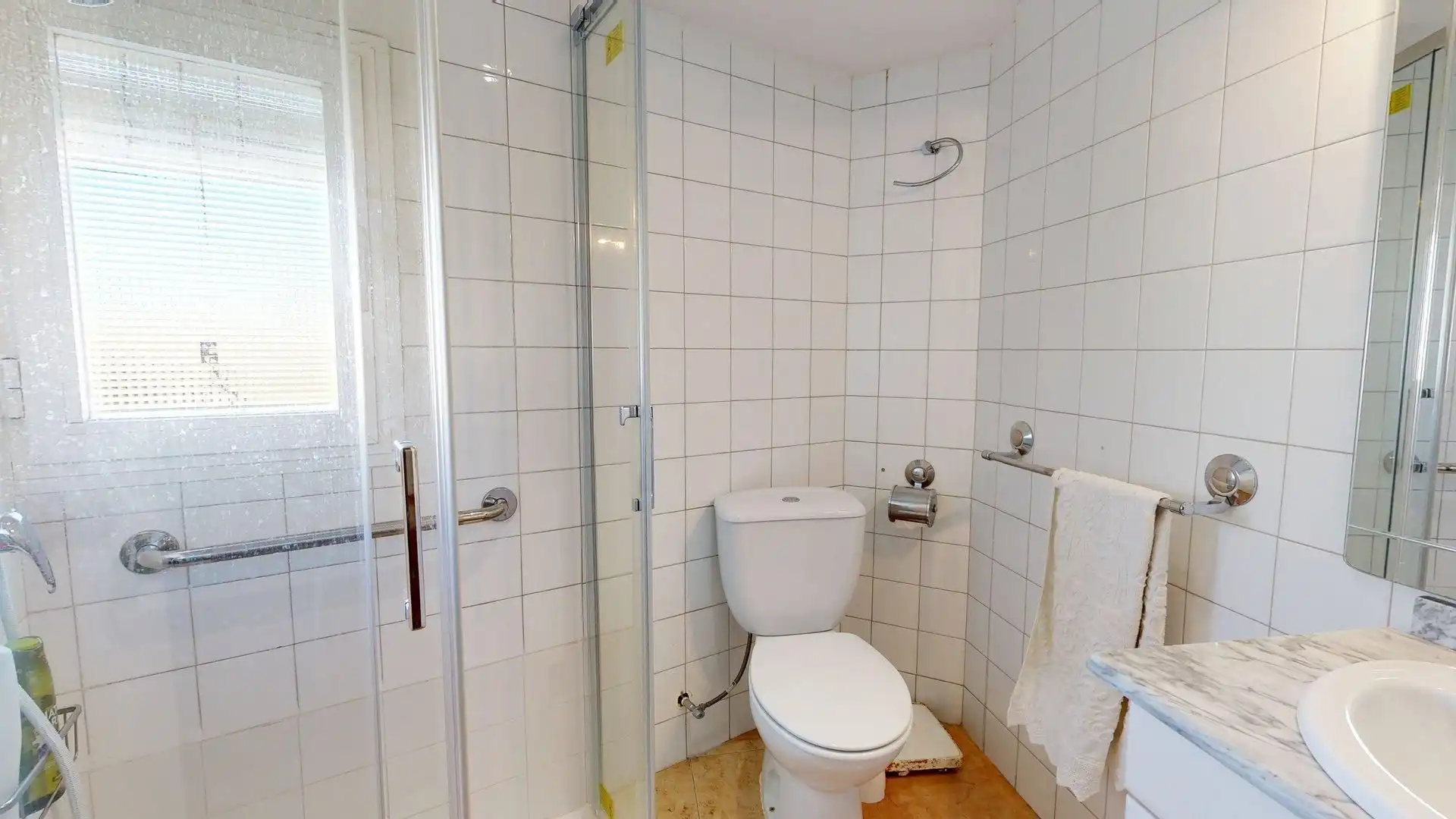 Casa o chalet en venta en Calle VAL DE LA CUEVA, Cadrete
