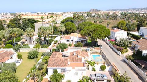 Foto 4 de Casa o xalet en venda a Les Bassetes - El Marjal, Dénia