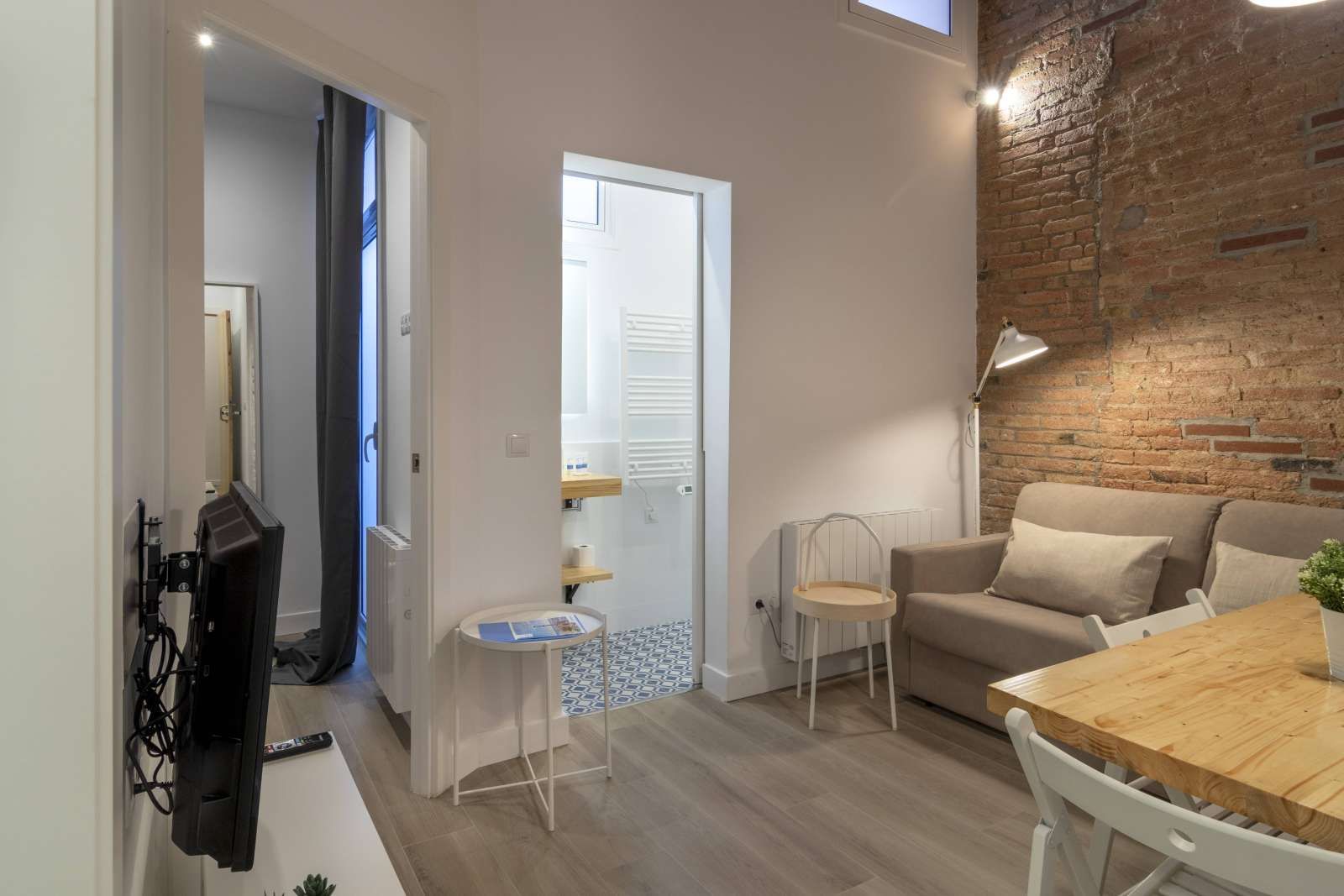 Dormitori de Estudi per a compartir en L'Hospitalet de Llobregat amb Aire condicionat i Terrassa