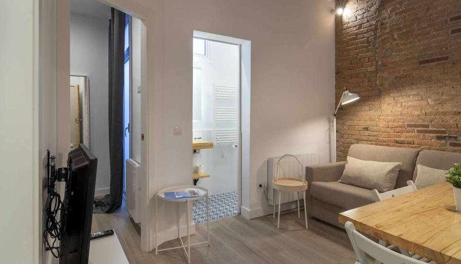 Foto 1 de Estudi per a compartir a La Torrassa, Barcelona