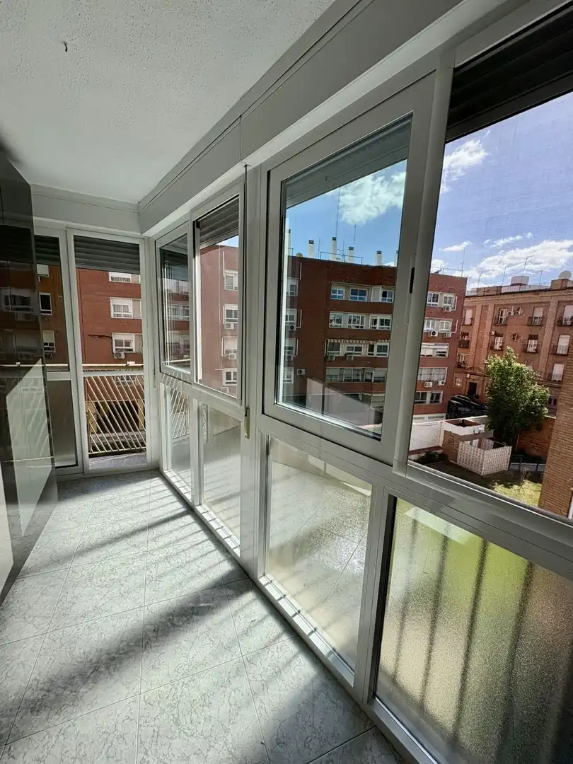 Balcony of Flat for sale in Sevilla  with Air Conditioner, Heating and Terrace