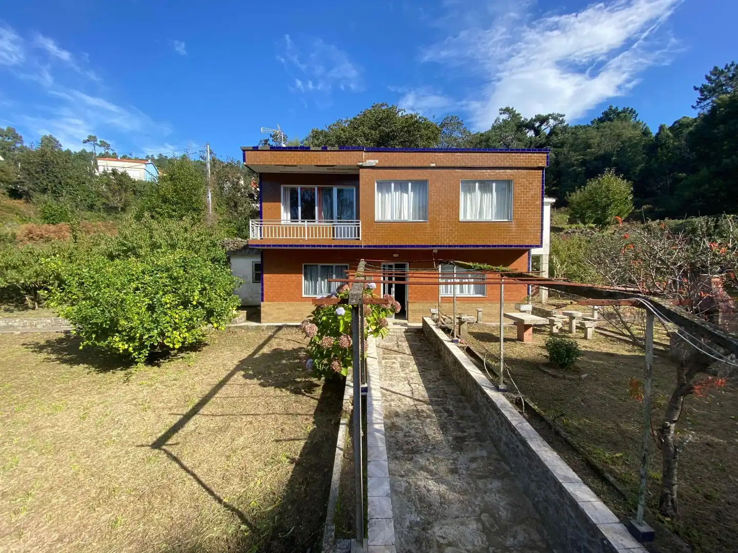 Vista exterior de Casa o xalet en venda en Cee amb Terrassa