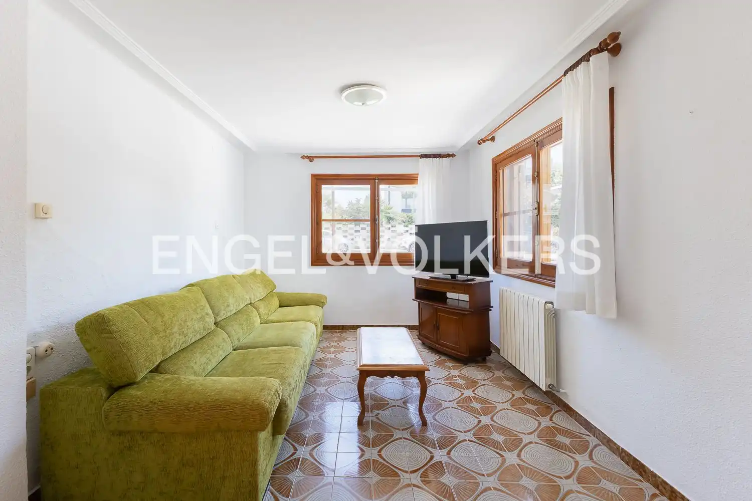 Living room of Houses for rent in Sagunto / Sagunt  with Air Conditioner, Heating and Private garden