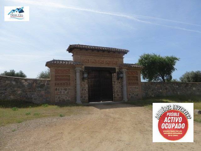 Terreno en Venta en Avenida de Juan Carlos I en Argés