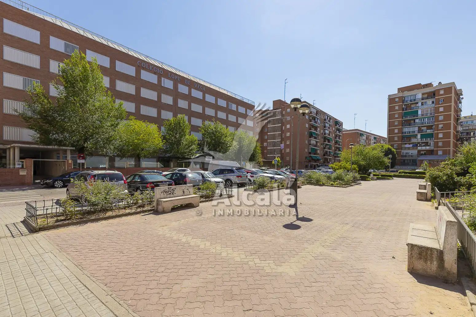 Vista exterior de Piso en venta en Alcalá de Henares con Aire acondicionado, Calefacción y Parquet