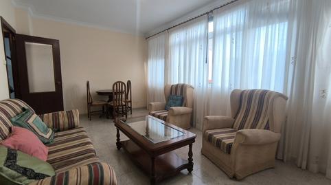 Foto 2 de Casa adosada en venta en Travesía Becó, Cedeira, A Coruña