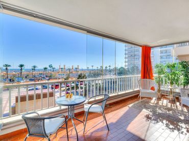 Apartament amb ascensor en venda a Puerto Deportivo
