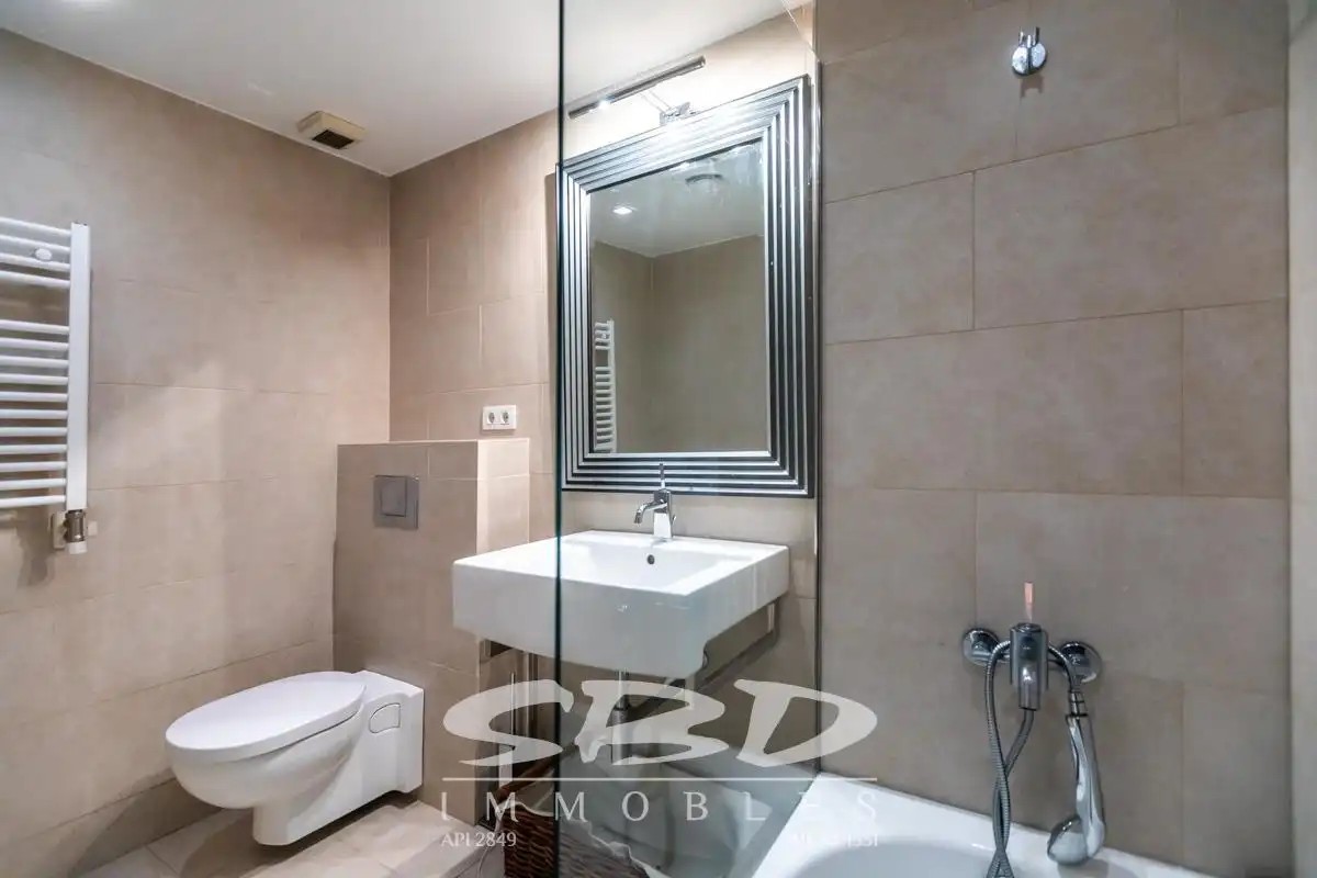 House with balcony to rent in Centre - Sant Oleguer, imagen 52