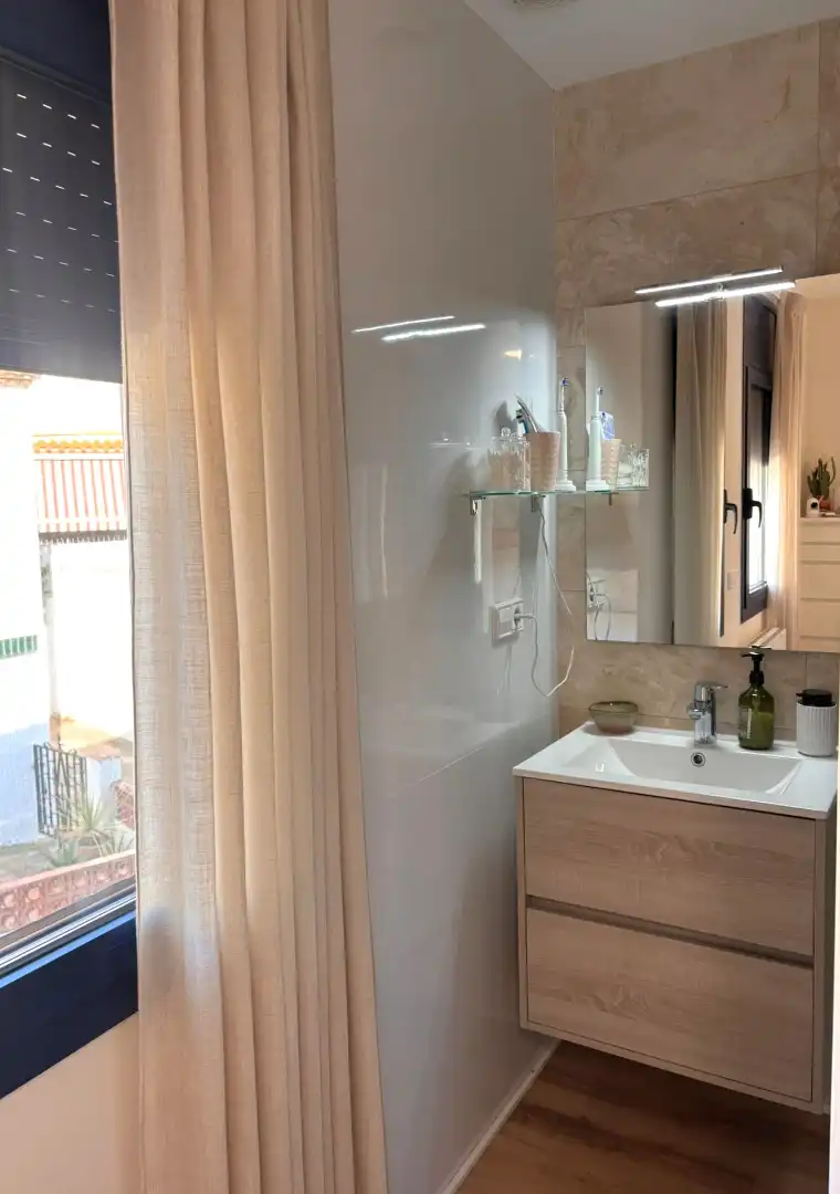 Bathroom of Houses for sale in Palamós  with Air Conditioner, Heating and Parquet flooring