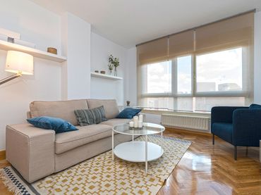 Wohnung mit Aufzug zum Verkauf in Calle Estocolmo 132