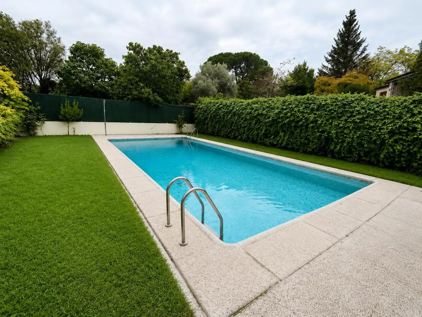 Chalet con piscina en venta en El Molar (Madrid), imagen 2