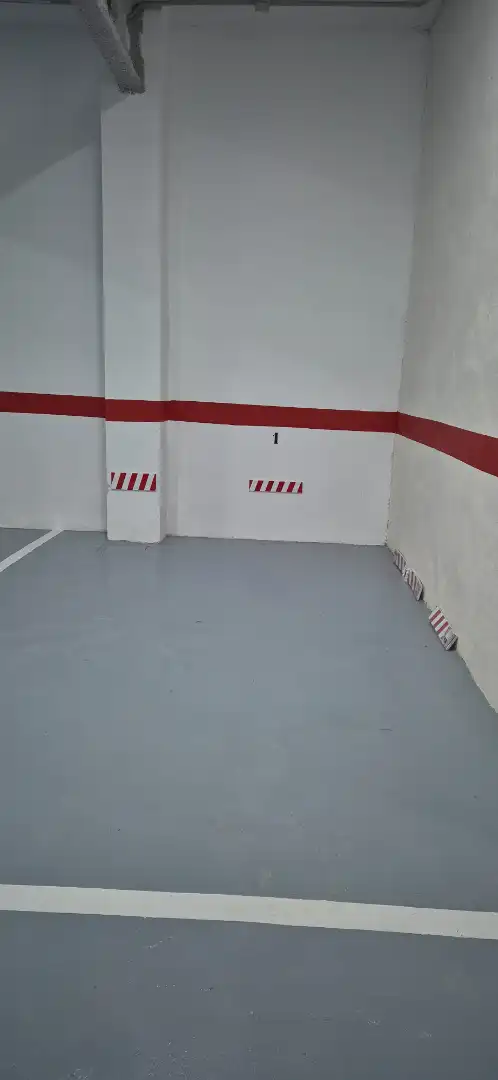 Parking of Garage for rent in Alfafar