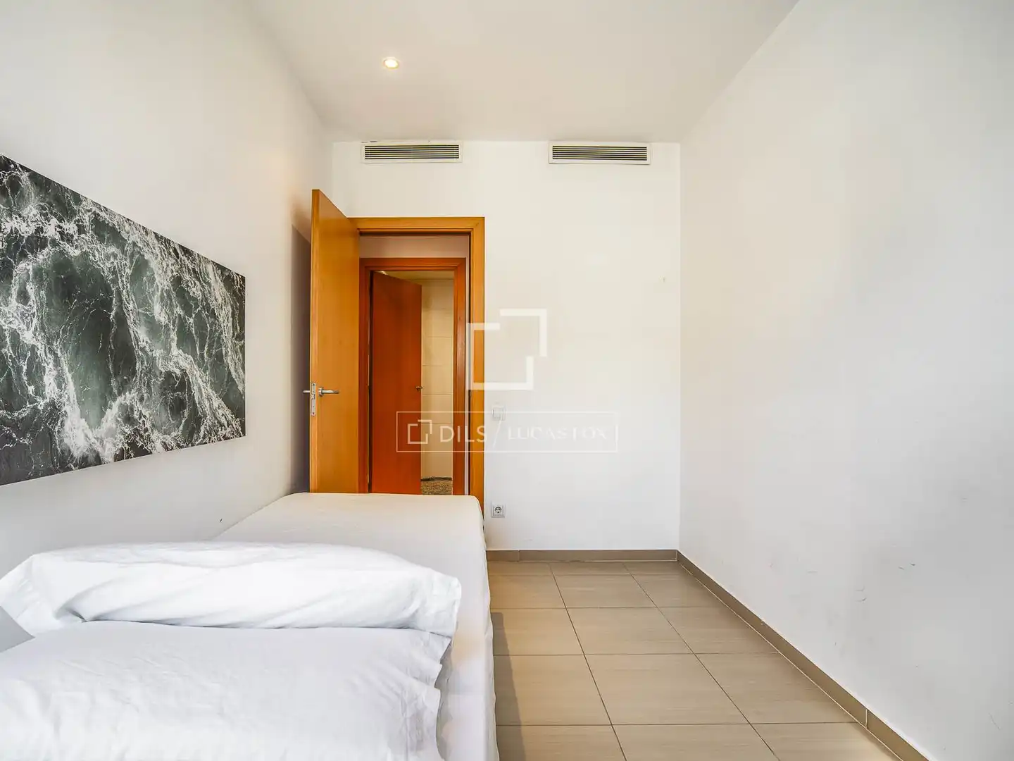 Schlafzimmer von Dachboden zum Verkauf in Barcelona mit Klimaanlage, Heizung und Terrasse