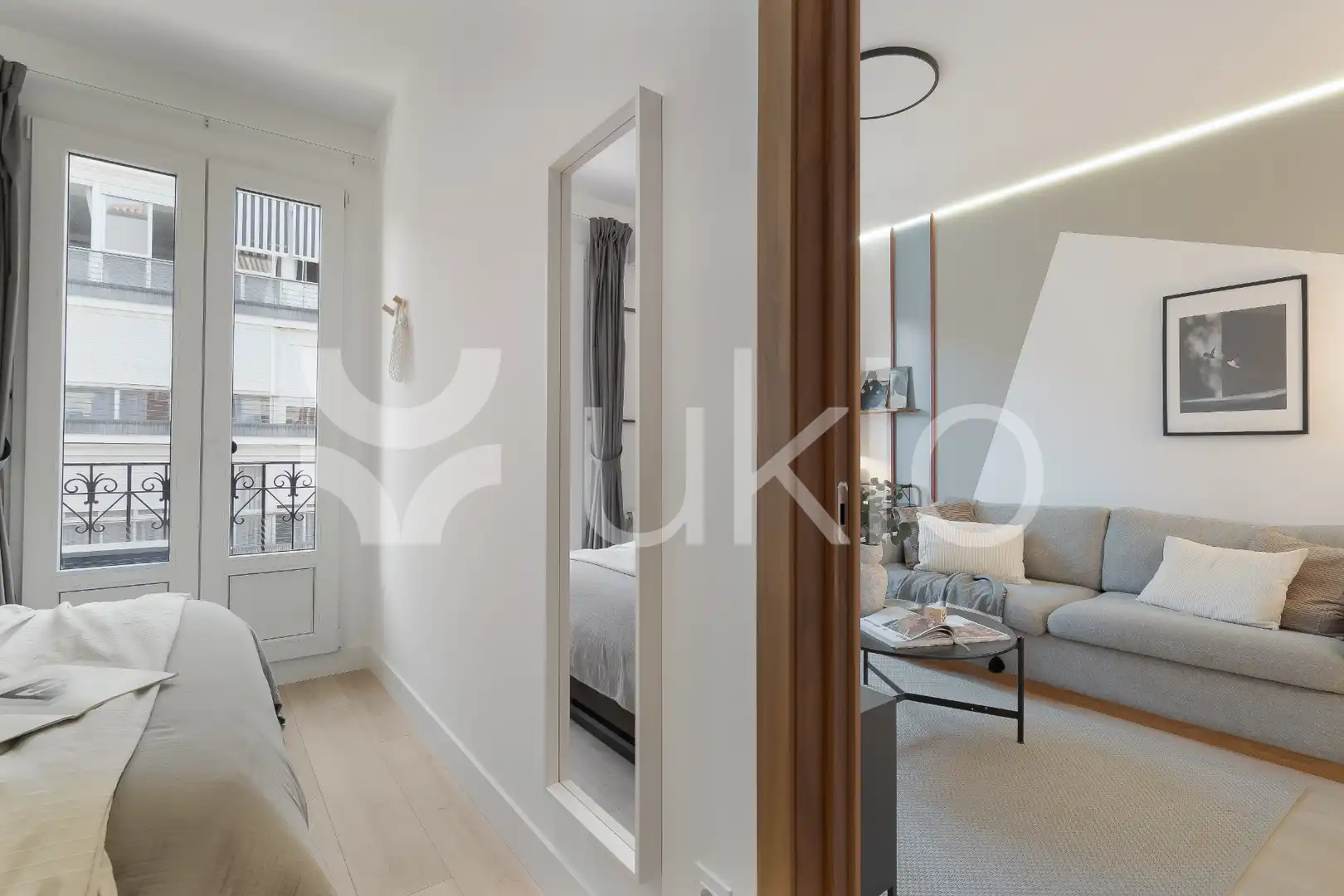 Dormitori de Apartament de lloguer en Madrid amb Aire condicionat, Calefacció i Moblat