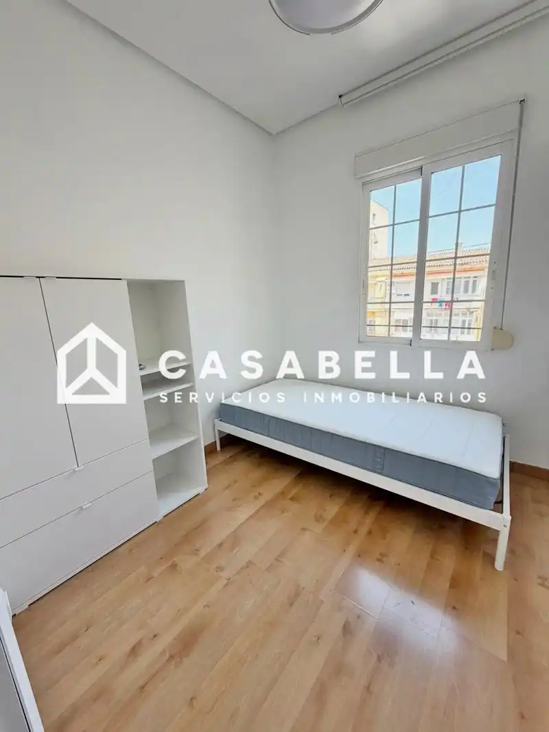 Habitación de Piso de alquiler en Valencia con Aire acondicionado, Calefacción y Terraza