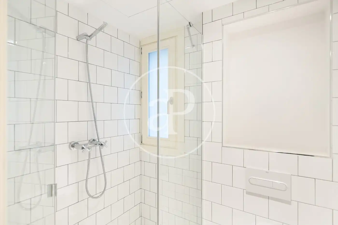 Baño de Piso en venta en Barcelona con Aire acondicionado, Calefacción y Balcón
