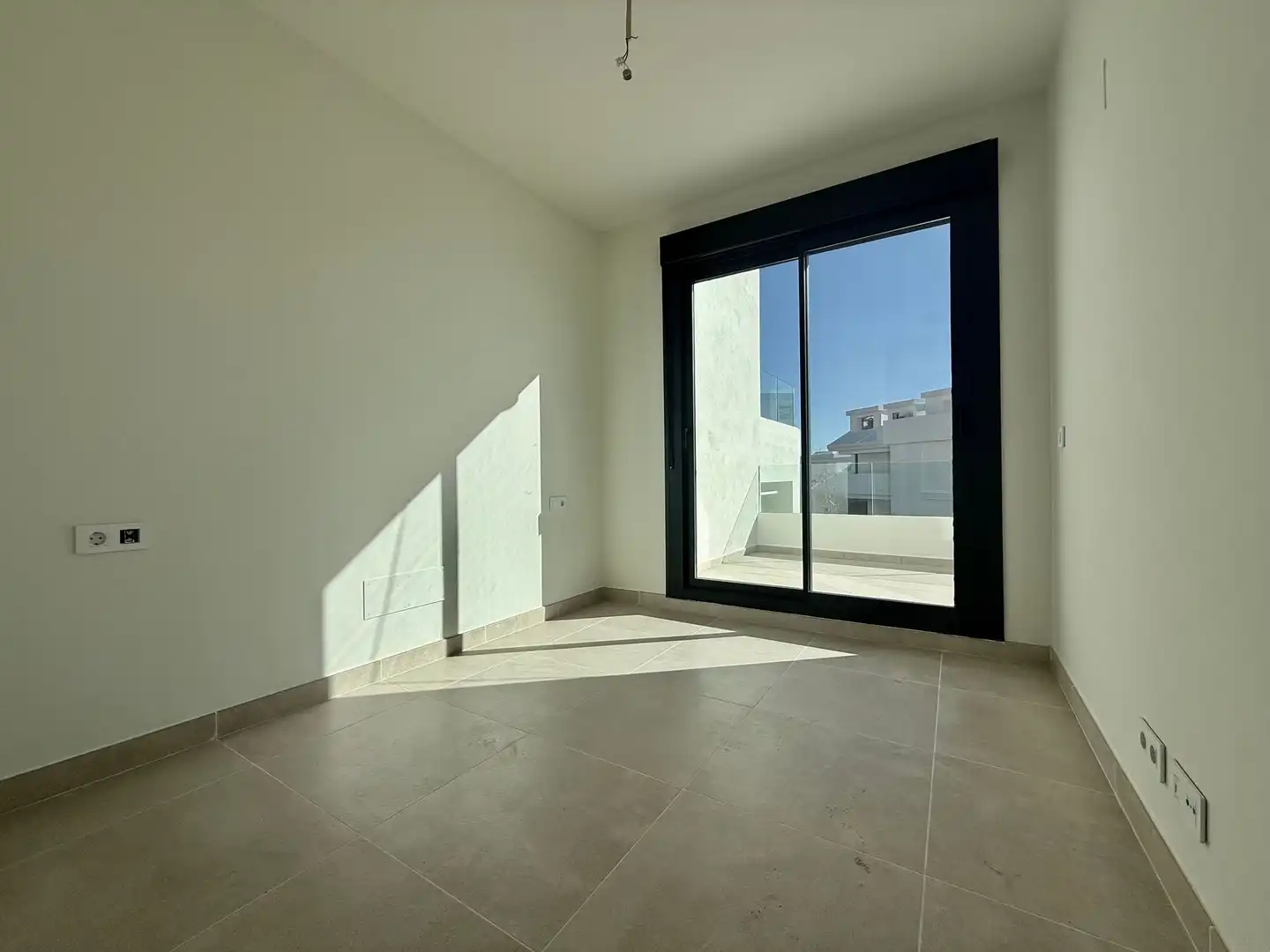 Bedroom of Houses for sale in Benalmádena