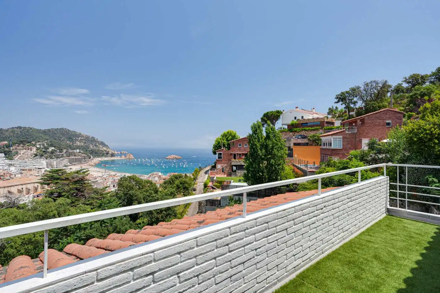 Vista exterior de Casa o chalet en venta en Tossa de Mar con Aire acondicionado, Jardín privado y Terraza